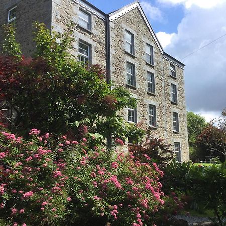 Villa The Old Mill Milford Haven Esterno foto