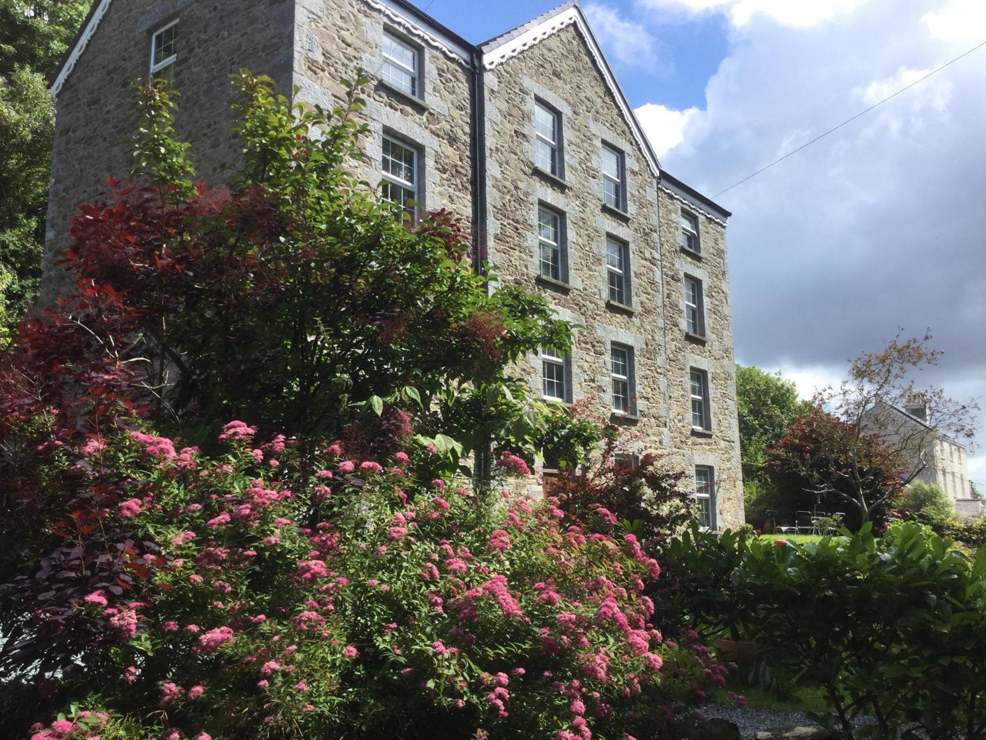 Villa The Old Mill Milford Haven Esterno foto